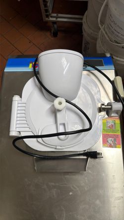 Tabletop ice cream machine