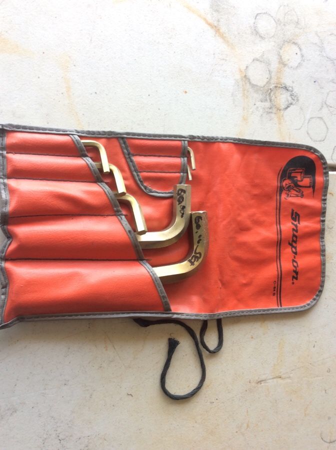 Snapon metric Allen wrench set asking 60.00