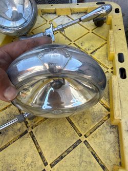 1(contact info removed) Unity Model S6 spot light set in good condition full set