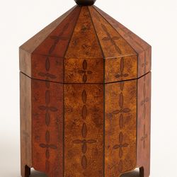 Handcrafted Wooden Decorative Box with Lid – Vintage Style 