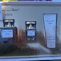 Oscar De La Renta Perfume Set