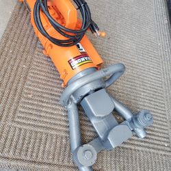 Diamond Benner-Nawman DBR-25WH Rebar Straightener And Bender 