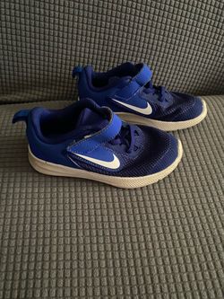 Boys shoe size 9C
