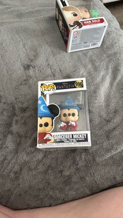 Funko pop  sorcerer Mickey