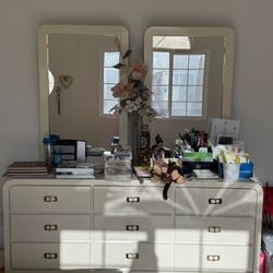 Vintage Bedroom Set - $500 