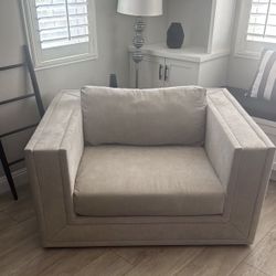 Z Gallerie Sofa Chair 