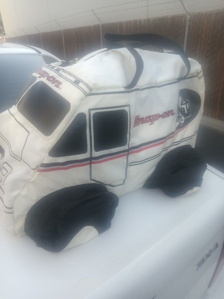 Snap On tool duffle bag only $15