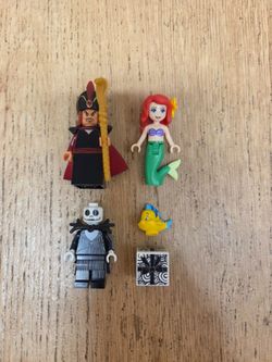 Lot of Disney lego