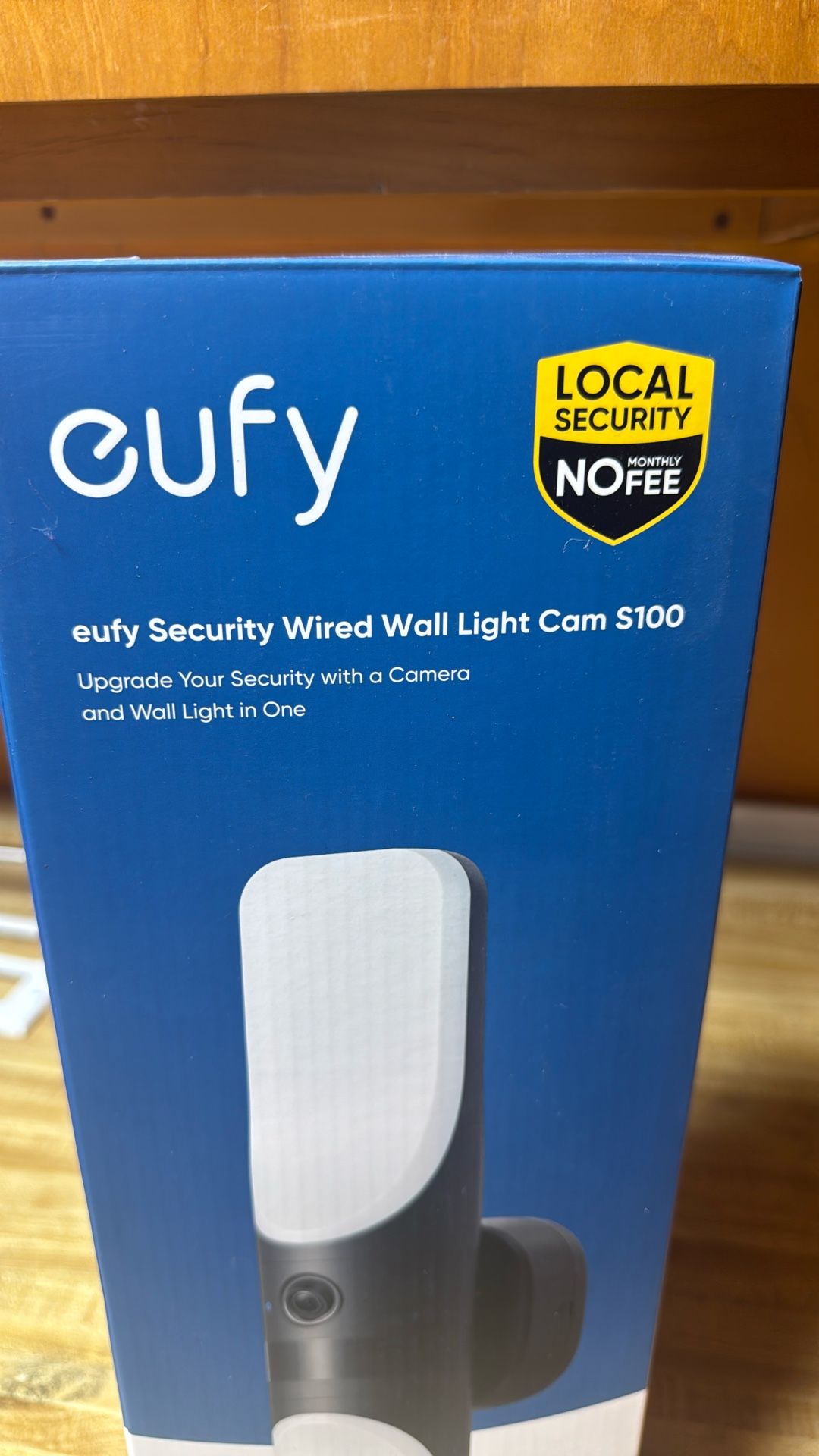 Eufy Camara Security Wired Wall Light Cam Z100