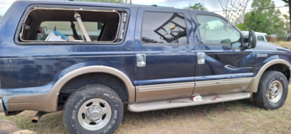 2002 Ford Excursion
