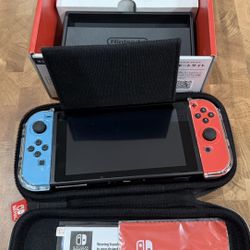 $250 Nintendo Switch Never Used With Case Screen Protector And Controllers Protector 