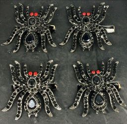 TAHARI RHINESTONE SPIDER NAPKIN RINGS
