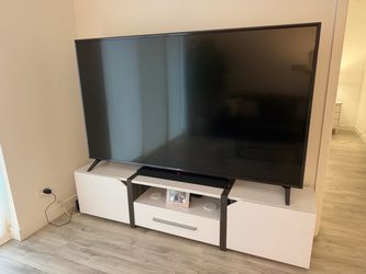 Entertainment center for 87” IV