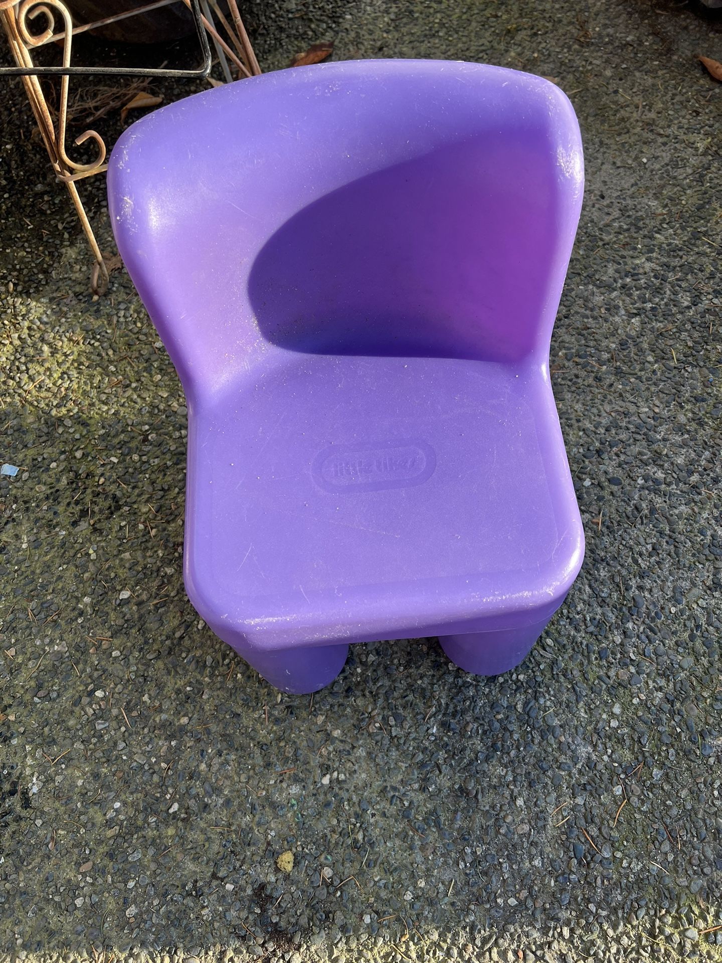 Purple Little Tikes Child’s Chair