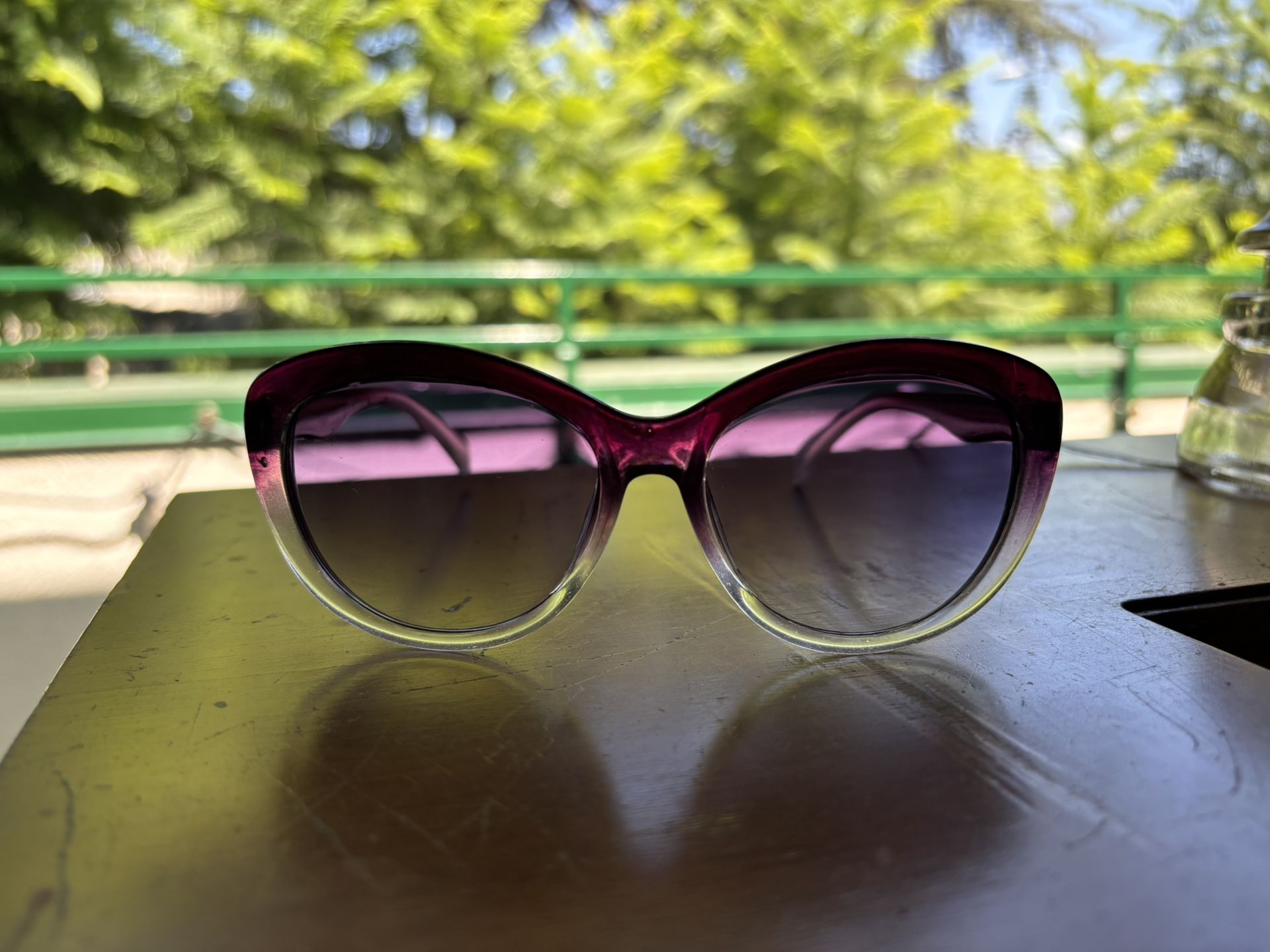 Vintage trendy Sunglasses, NEW, purple and clear.