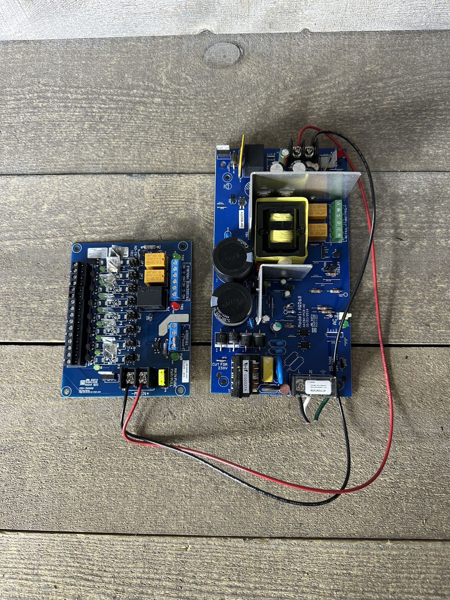 Securitron AQD6B-AC Switching Power Supply