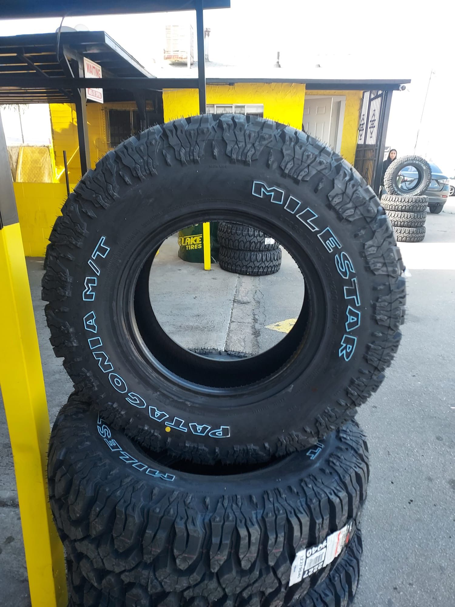 Milestar Patagonia MT 265/75/16 same as 32x10.50 16