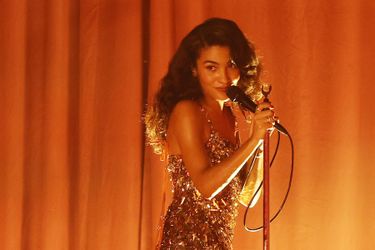 Olivia DEAN 7/14 & 7/15