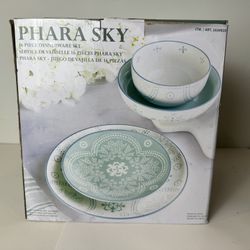 Dinnerware Set