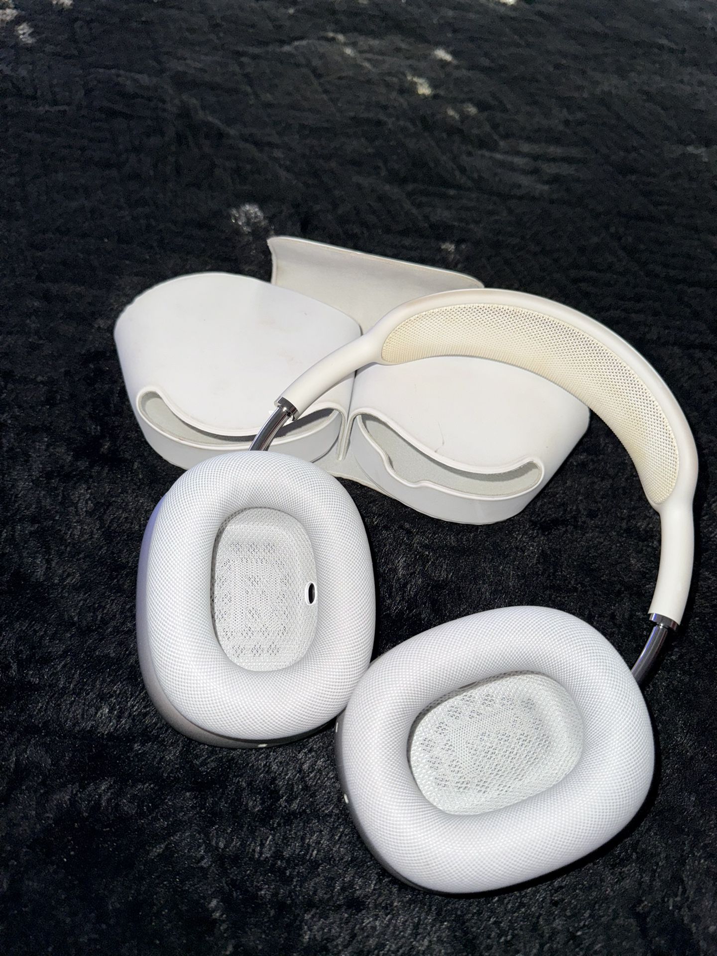 Apple AirPods Max Active Noise Cancelling Over-Ear Headphones