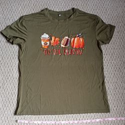 Tis The Season Fall Graphic T-Shirt Women's size Large