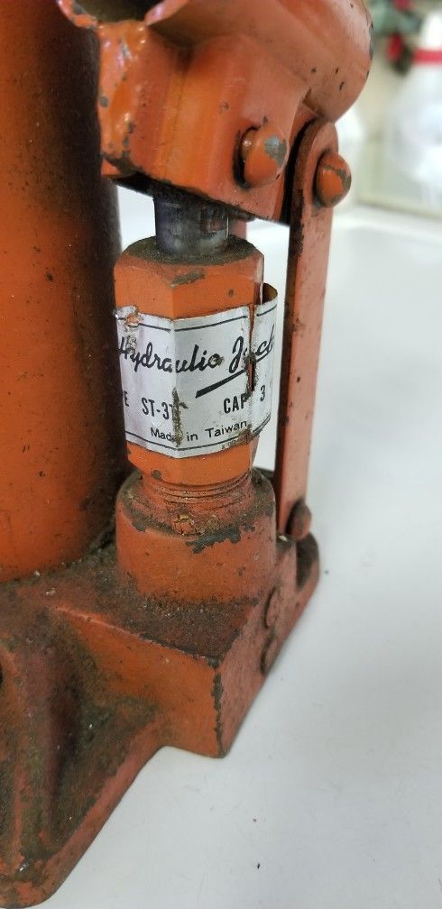 Hydraulic Jack 6"