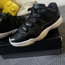 Air Jordan low Retro like new 