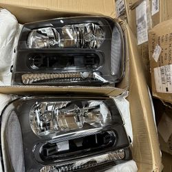 New Chevy Trailblazer Headlights 02-2009