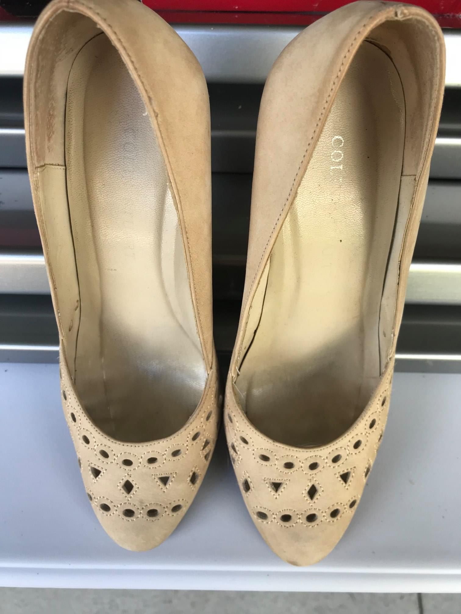 Beige Colin Stuart heels 6.5