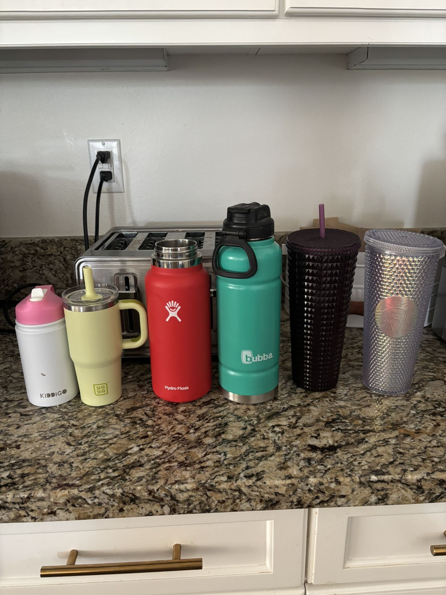Water Bottles / Drinking Cups