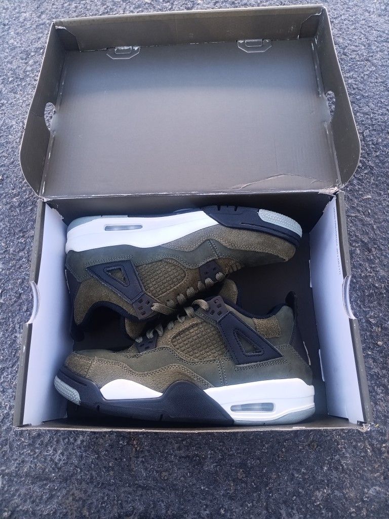 Air Jordan 4 Retro SE Craft GS