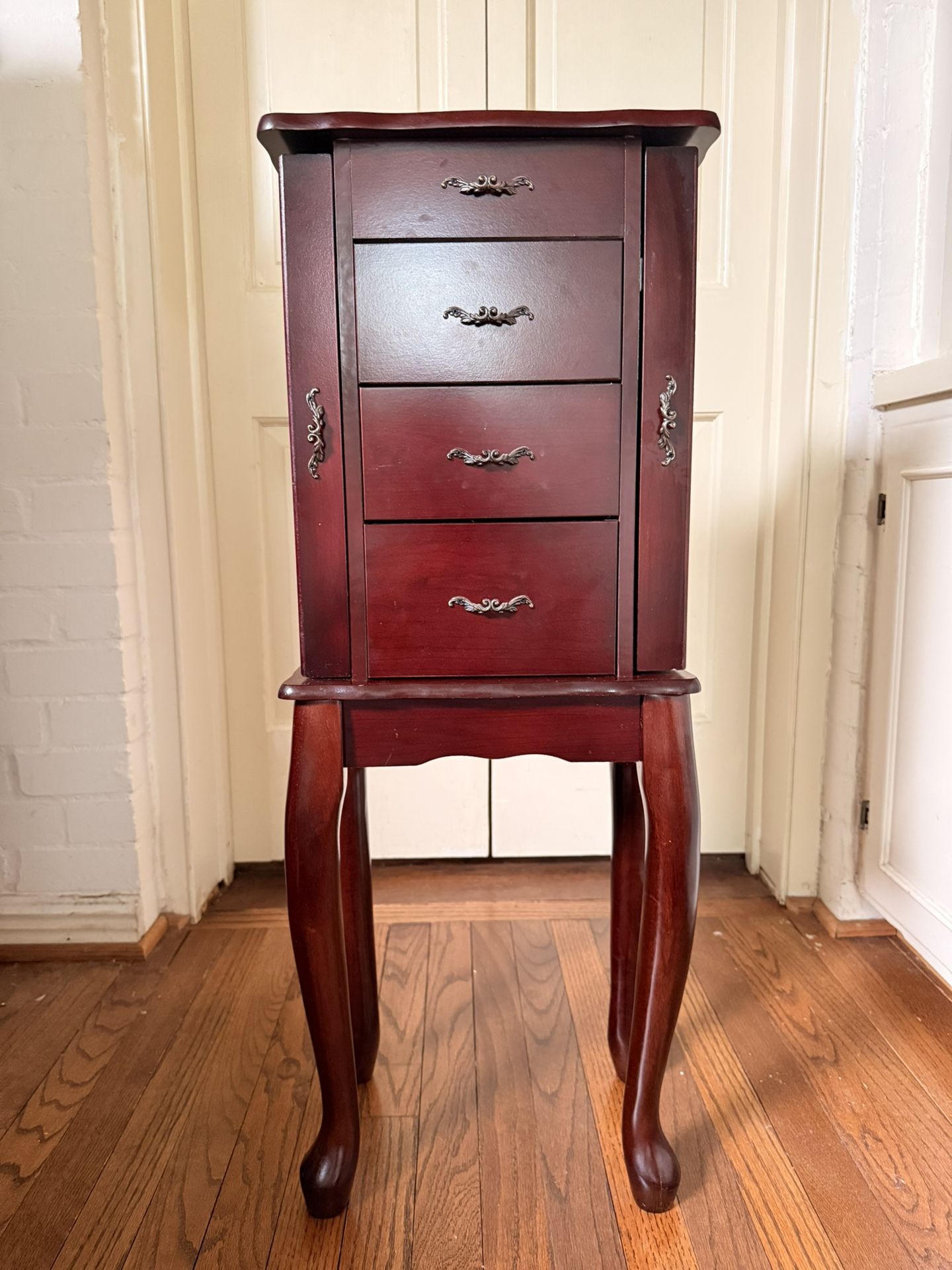 Vintage Queen Anne Style Jewelry Armoire – Elegant Storage with