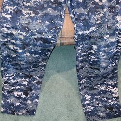 Authentic US Navy Blue Camo Pants In Very Good  Condition No Name Tag