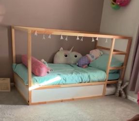 IKEA KURA BED