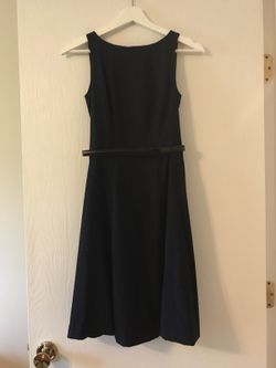 Women’s navy blue polka dot scoop neck sleeveless dress