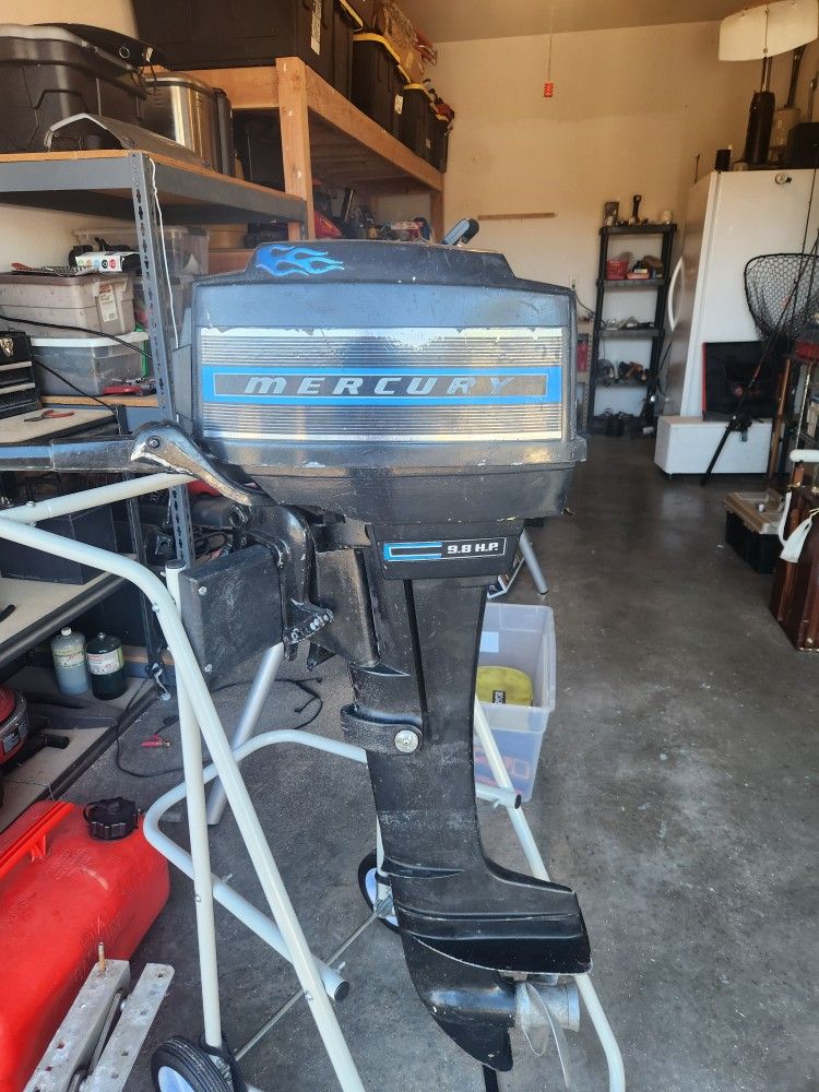 1980 9.8 Mercury 2 Stroke Long Shaft