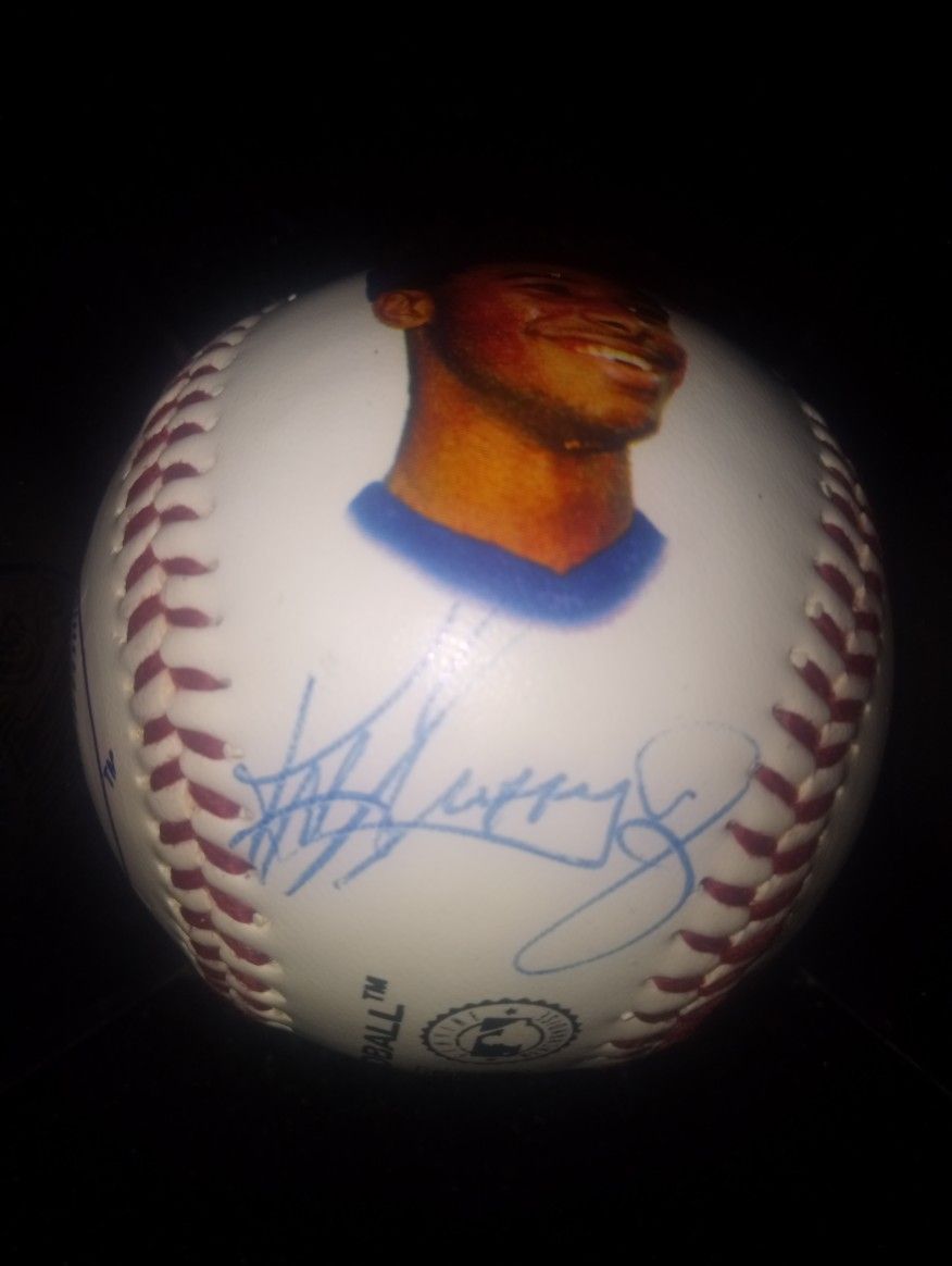 Ken Griffey Jr Autographed Baseball 