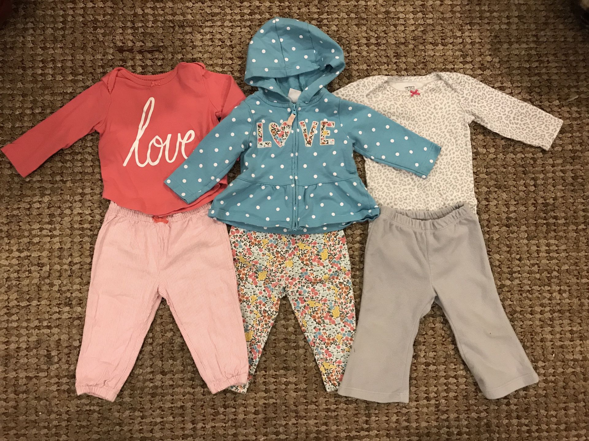 9 mo Girl’s Outfits