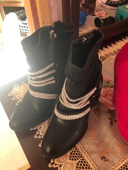 Boots for women