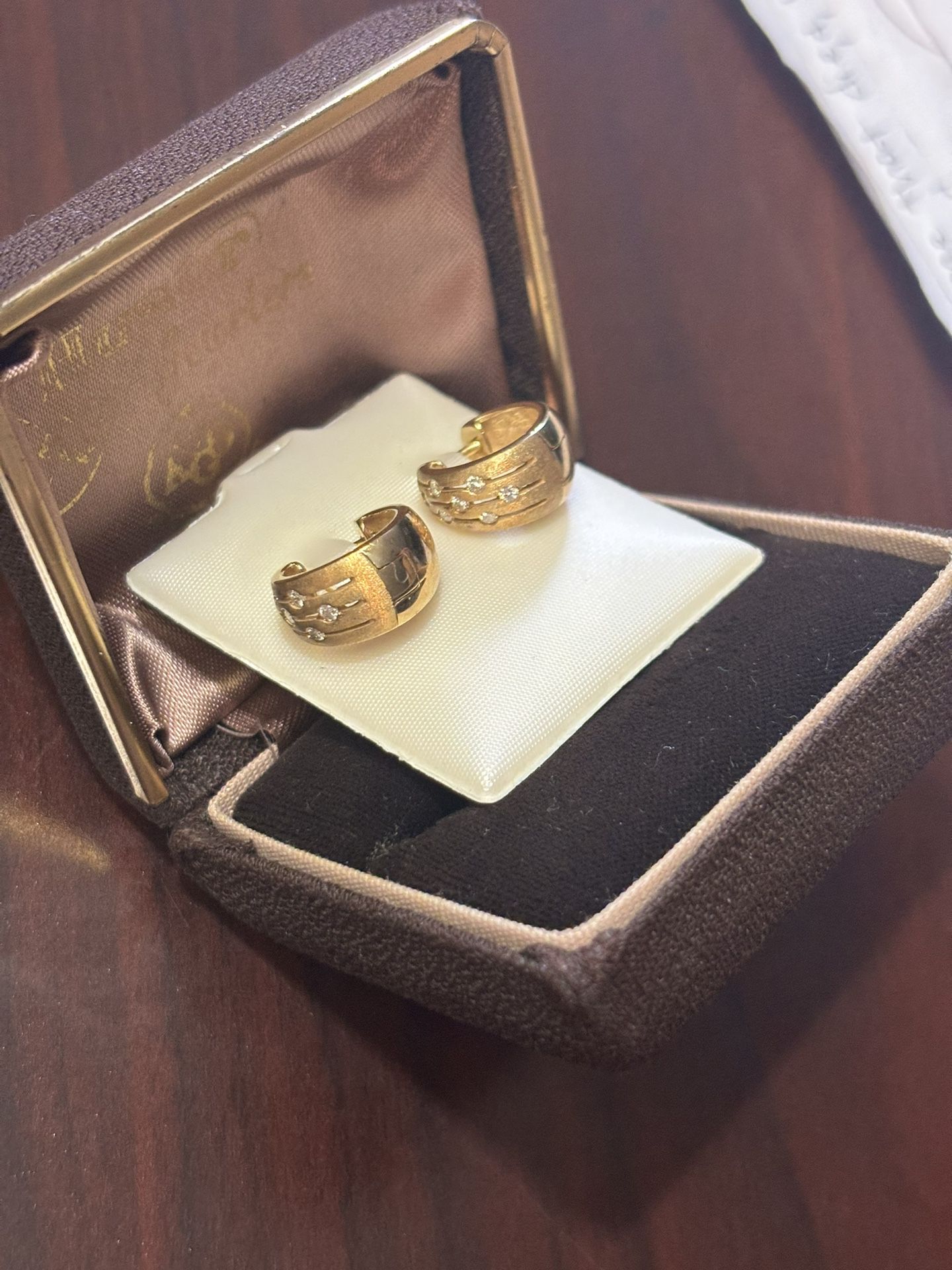 14k Gold .27ctw Diamond Earrings 