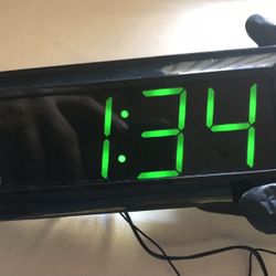 am fm alarm clock radio best by essential