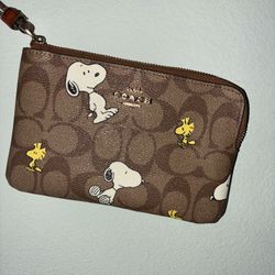 COACH Snoopy Themed Wallet 