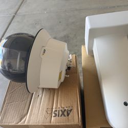 AXIS Q6315-LE PTZ 60Hz Network Camera + AXIS T91G61 Wall Mount – Commercial Grade