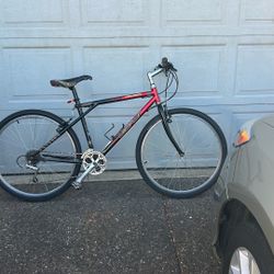 GT Tequesta  Hybrid Bike