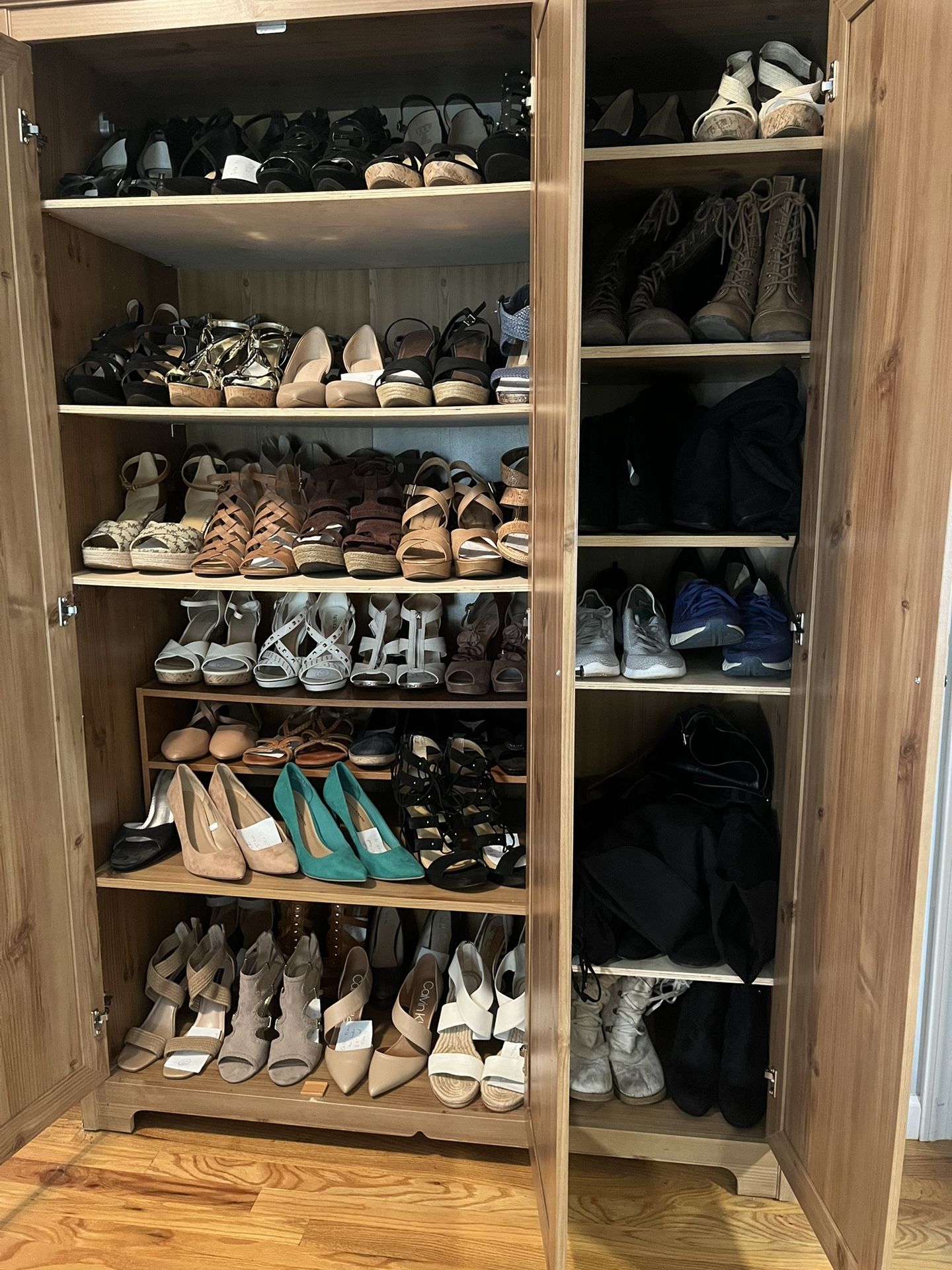 Women’s Shoes