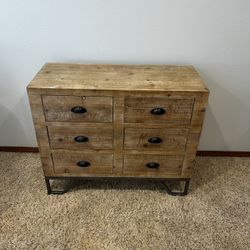 Small Dresser 