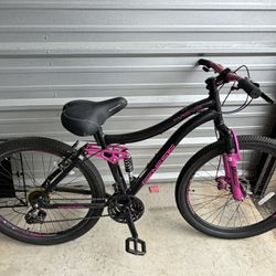 Kent Genesis Maeve Mountain Bike 26" Wheels