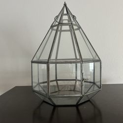 Lantern (Pier1)