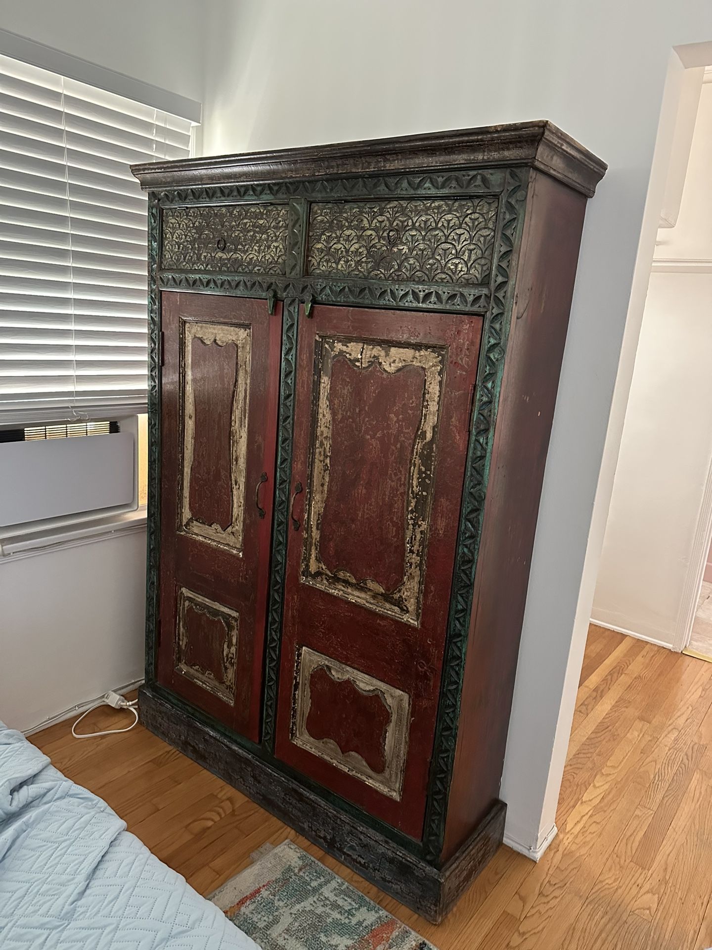 Armoire Real Wood