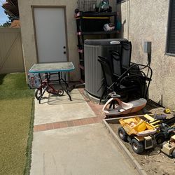 Free Glass Table And Chairs
